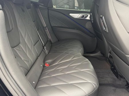 2026 BMW XM - photo 22