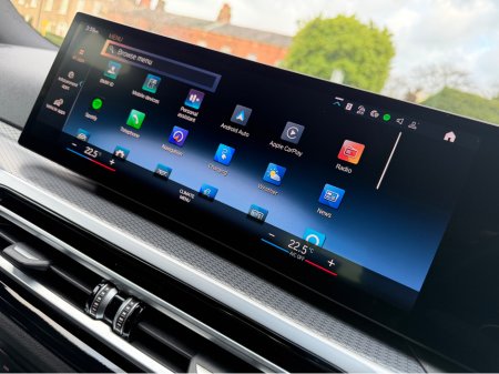 2023 BMW 3-Series - photo 24