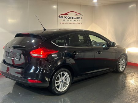 2017 Ford Focus - photo 11