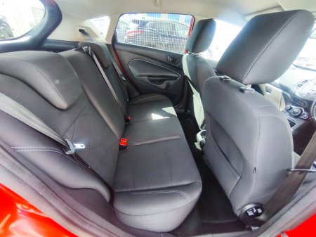 2017 Ford Fiesta - photo 15