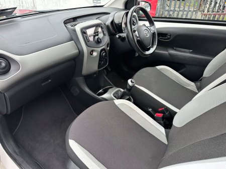 2016 Toyota Aygo - photo 22
