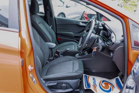 2019 Ford Fiesta - photo 15