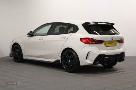 2023 BMW 1-Series - photo 4
