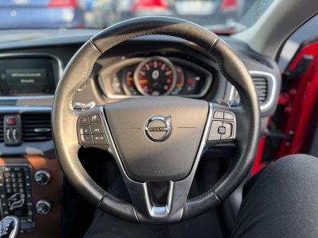 2017 Volvo V40 - photo 20