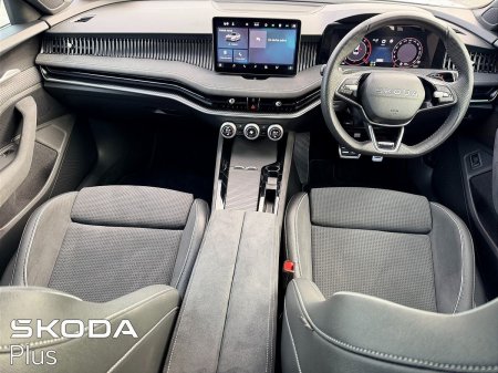 2026 Skoda Superb - photo 2
