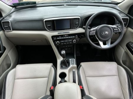 2020 Kia Sportage - photo 10