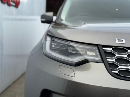 2022 Land Rover Discovery - photo 16