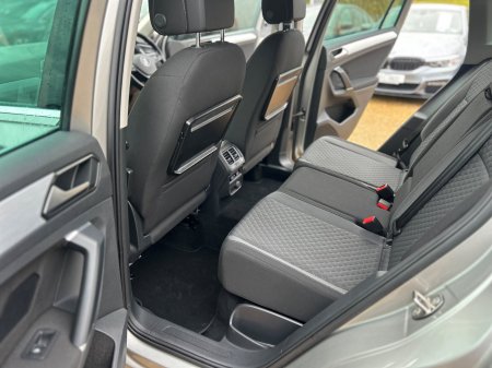 2016 Volkswagen Tiguan - photo 16