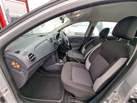 2016 Dacia Sandero - photo 25