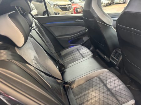 2024 Volkswagen Golf - photo 9