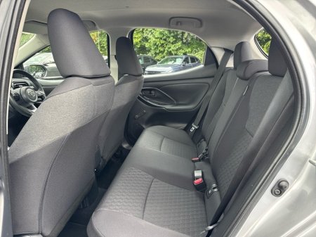 2023 Toyota Yaris - photo 7