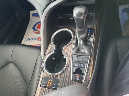 2021 Toyota Camry - photo 13