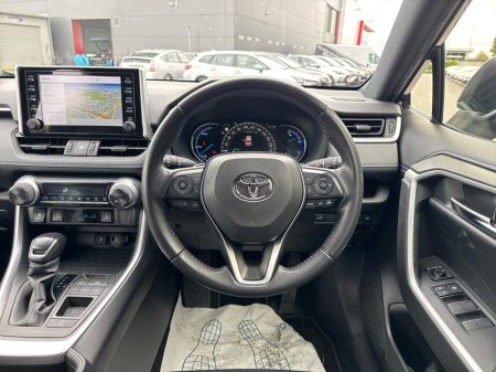 2021 Toyota RAV4 - photo 9