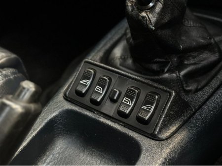 1993 FORD SIERRA S 2.0i COSWORTH 4X4 SAPPHIRE - photo 31