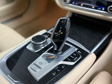 2018 BMW 7-Series - photo 17