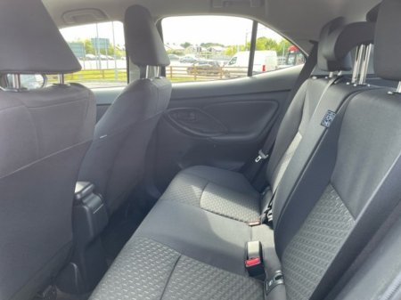 2025 Toyota Yaris Cross - photo 8