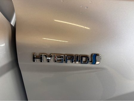 2020 Toyota Camry - photo 9