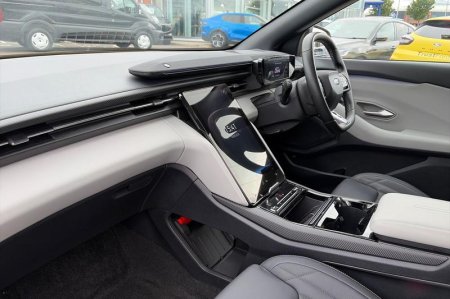 2025 Ford Capri - photo 18