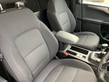 2022 Ford Kuga - photo 17
