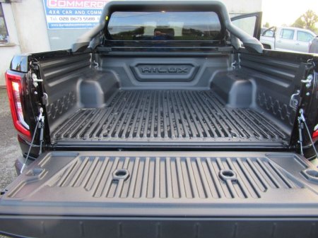 2026 Toyota Hilux - photo 10