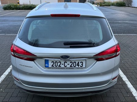 2020 Ford Mondeo - photo 6