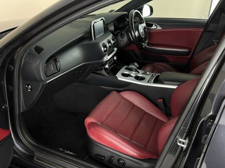 2019 Kia Stinger - photo 19