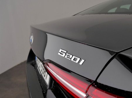 2024 BMW 5-Series - photo 25