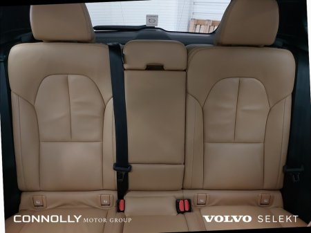 2022 Volvo XC40 - photo 23