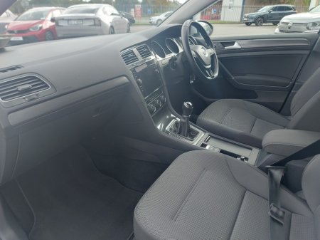2019 Volkswagen Golf - photo 16