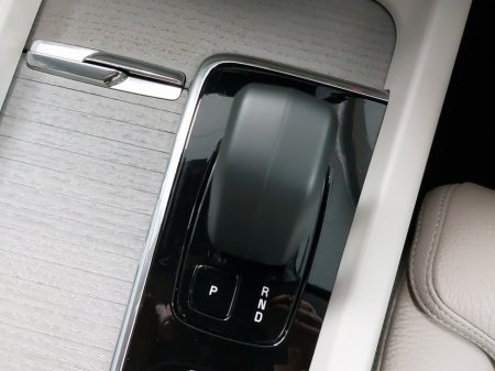 2025 Volvo XC60 - photo 20