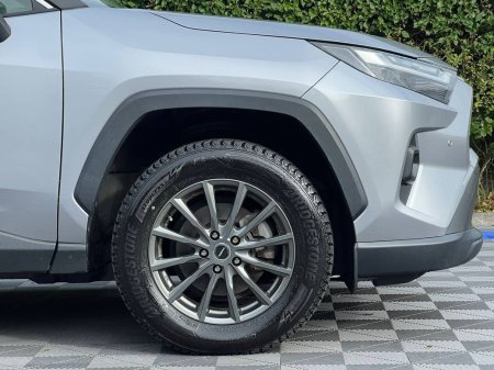 2023 Toyota RAV4 - photo 9