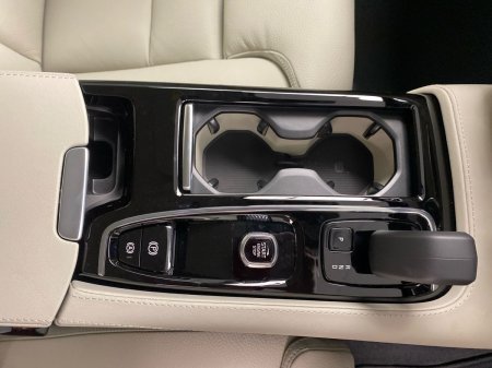 2026 Volvo V60 - photo 22