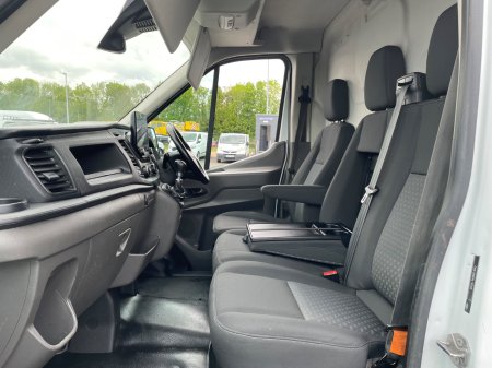2021 Ford Transit - photo 17