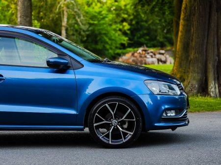2017 Volkswagen Polo - photo 2