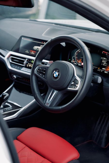 2021 BMW 3-Series - photo 12