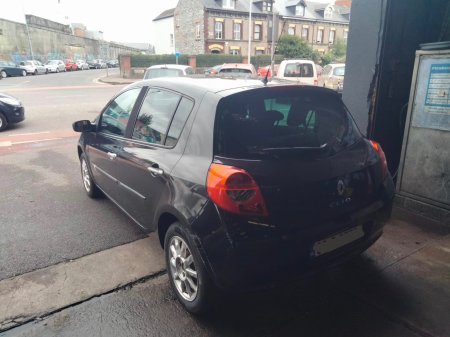 2009 Renault Clio - photo 3