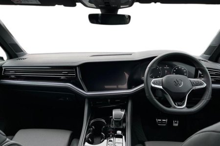 2026 Volkswagen Touareg - photo 10