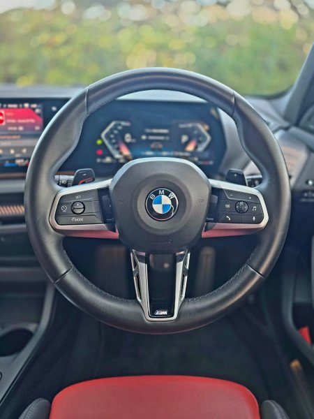 2025 BMW 1-Series - photo 19