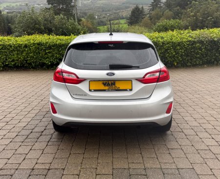 2020 Ford Fiesta - photo 8