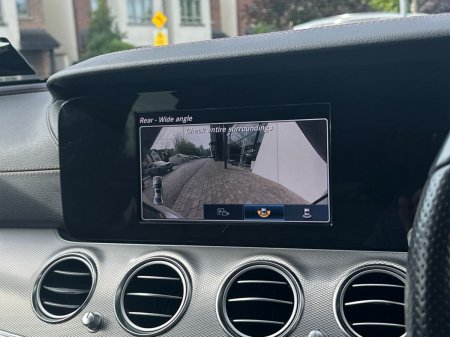 2017 Mercedes-Benz E-Class - photo 18