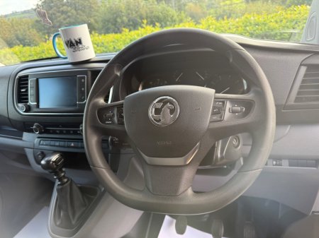 2020 Vauxhall Vivaro - photo 12