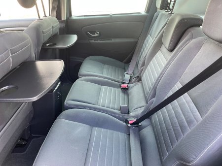 2016 Renault Scenic - photo 14