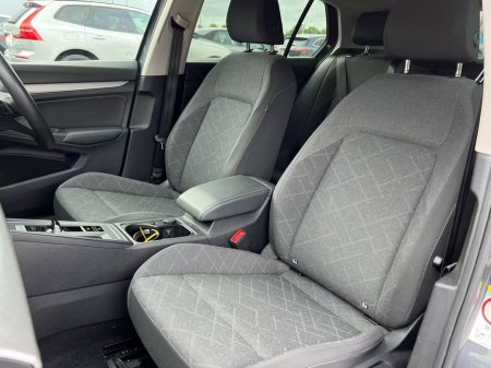 2023 Volkswagen Golf - photo 6