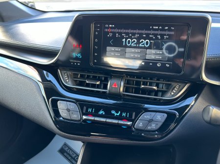 2017 Toyota C-HR - photo 12