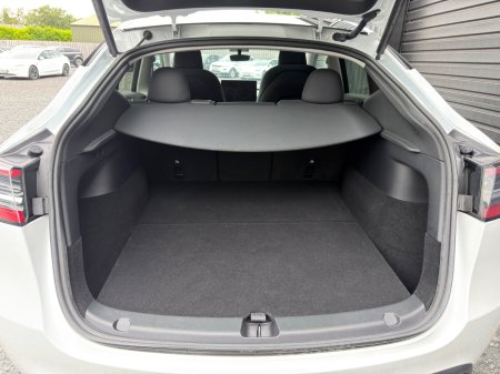 2022 Tesla Model Y - photo 18