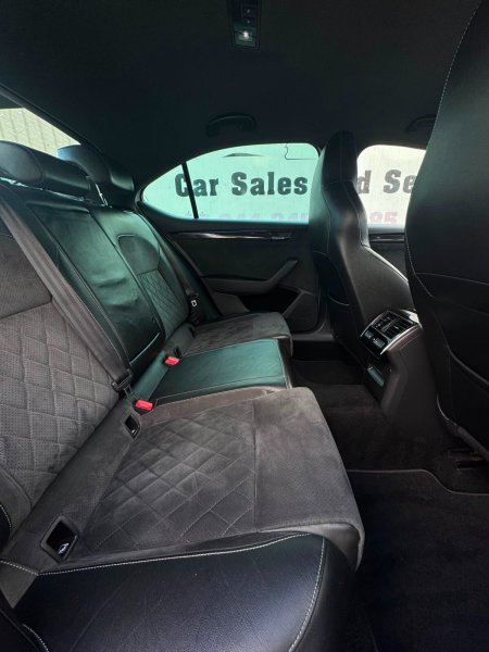 2018 Skoda Superb - photo 24