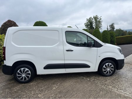 2021 Opel Combo - photo 12