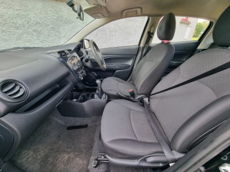 2015 Mitsubishi Space Star - photo 17