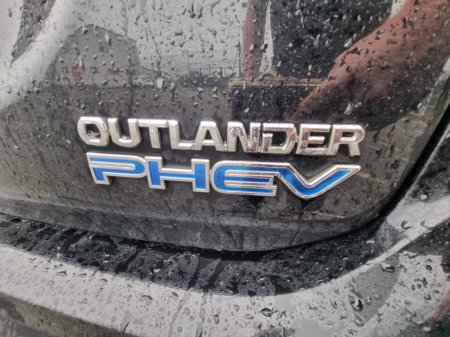 2017 Mitsubishi Outlander - photo 23