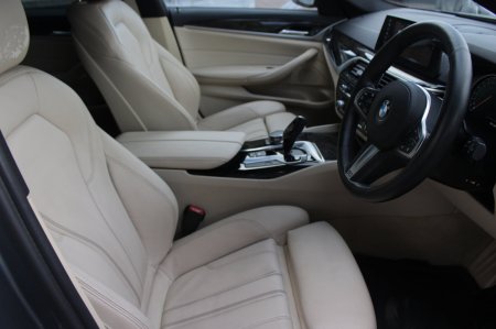 2017 BMW 5-Series - photo 11